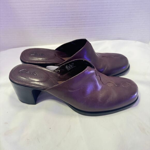 Clarks Brown Mules with Heel and closed toe SZ 7.5 - Picture 3 of 9